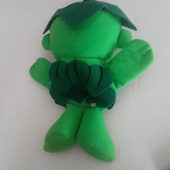 Green Giant Brand Brussel Sprout Hand Pupper - Picture 2 of 5